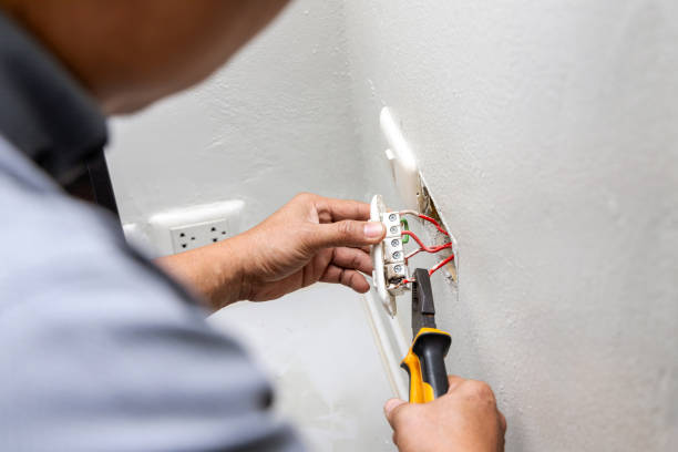 Best Local Electrician Companies  in Pleasant Hill, OH