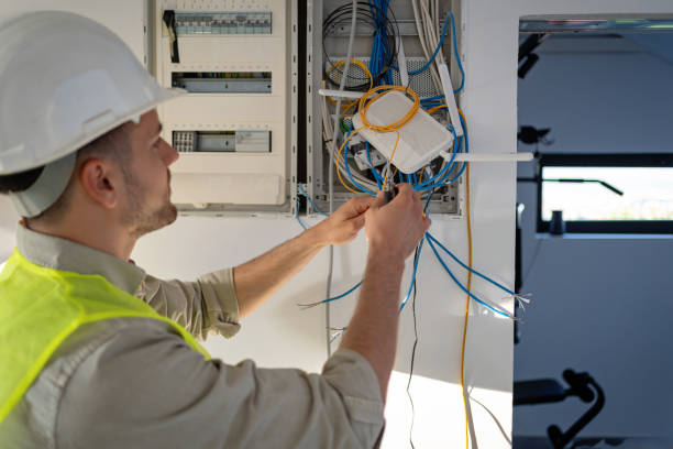 Best Licensed Electrician  in Pleasant Hill, OH
